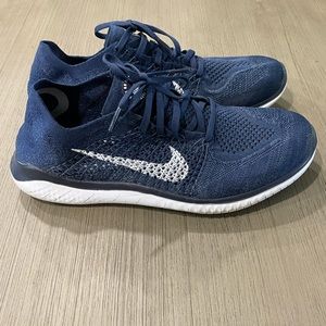 Nike Free Run Flyknit ‘College Navy’ size 9.5